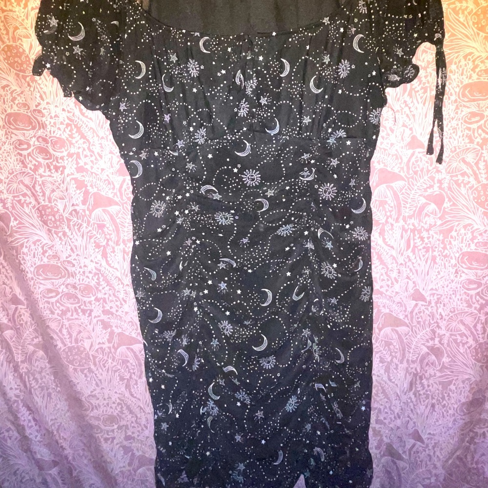 Black moon/star scrunch dress